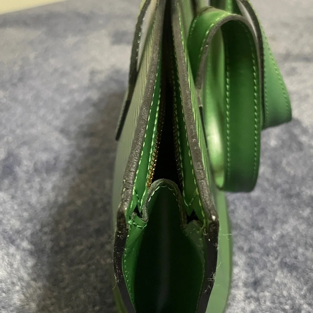 Louis Vuitton Epi Green St Jacques Handbag